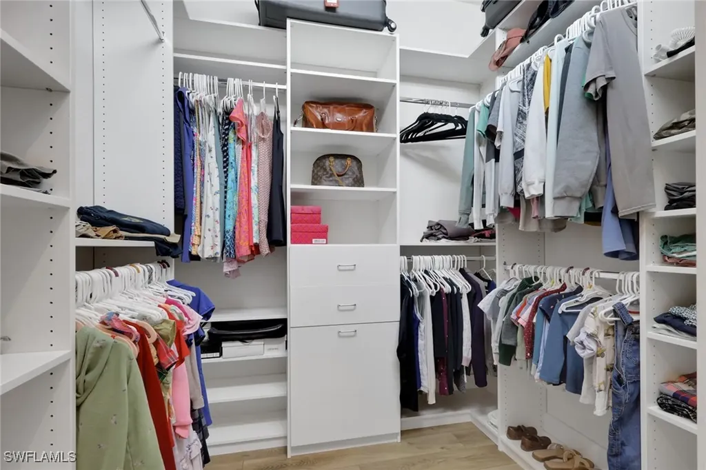 7877 Clemson Street Naples FL 34104