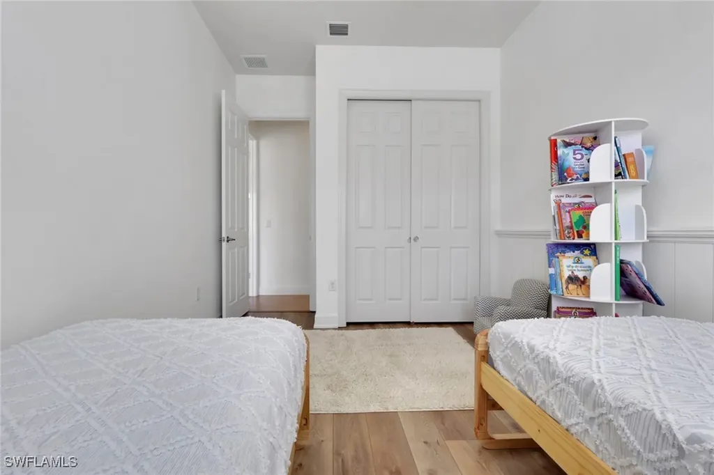 7877 Clemson Street Naples FL 34104