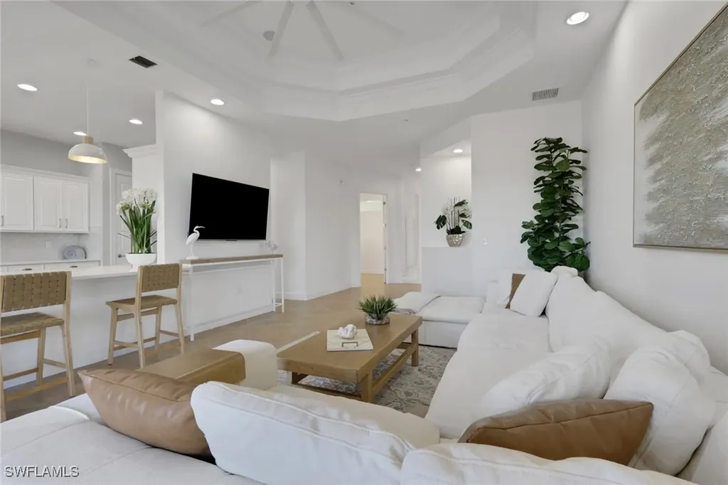 7877 Clemson Street Naples FL 34104