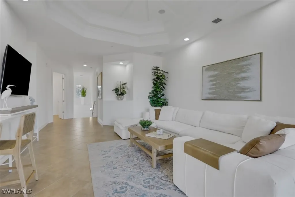 7877 Clemson Street Naples FL 34104