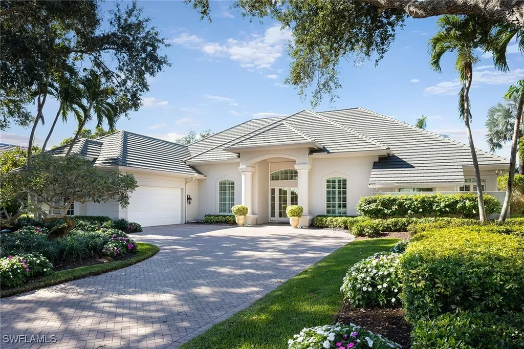 6975 Greentree Drive Naples FL 34108