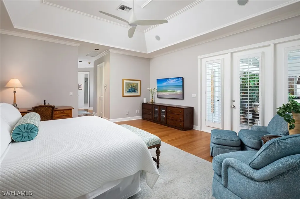 6975 Greentree Drive Naples FL 34108