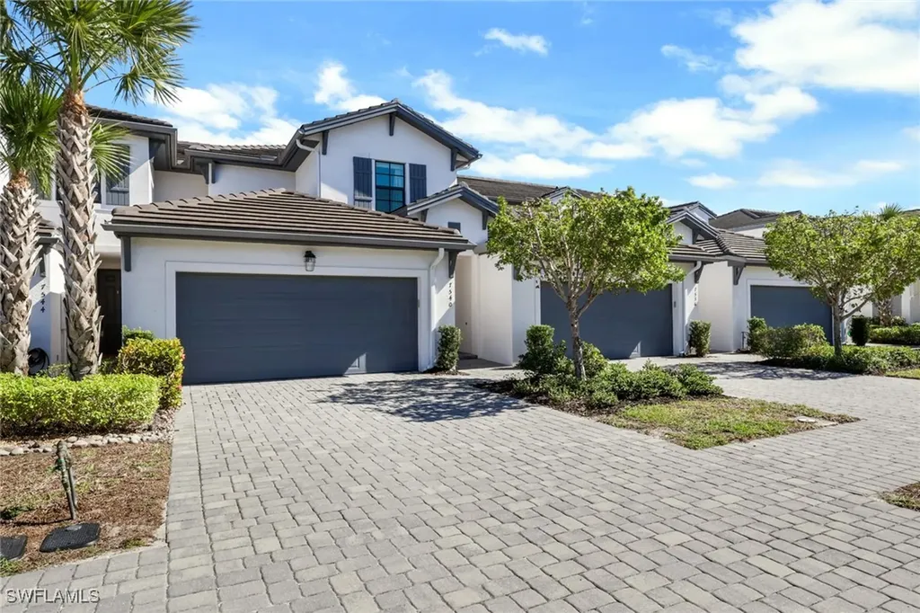 7540 Carnegie Way Naples FL 34119