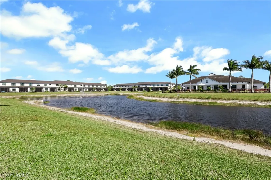 7540 Carnegie Way Naples FL 34119
