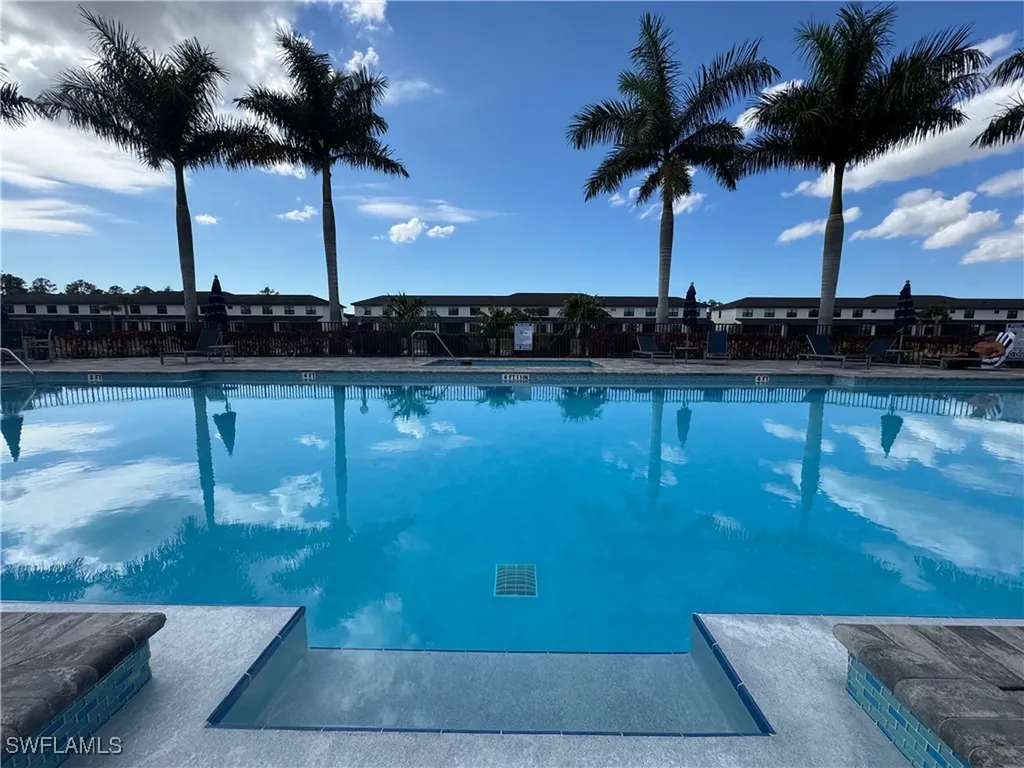 7540 Carnegie Way Naples FL 34119