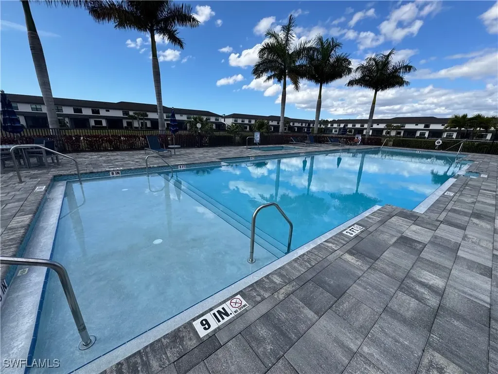 7540 Carnegie Way Naples FL 34119