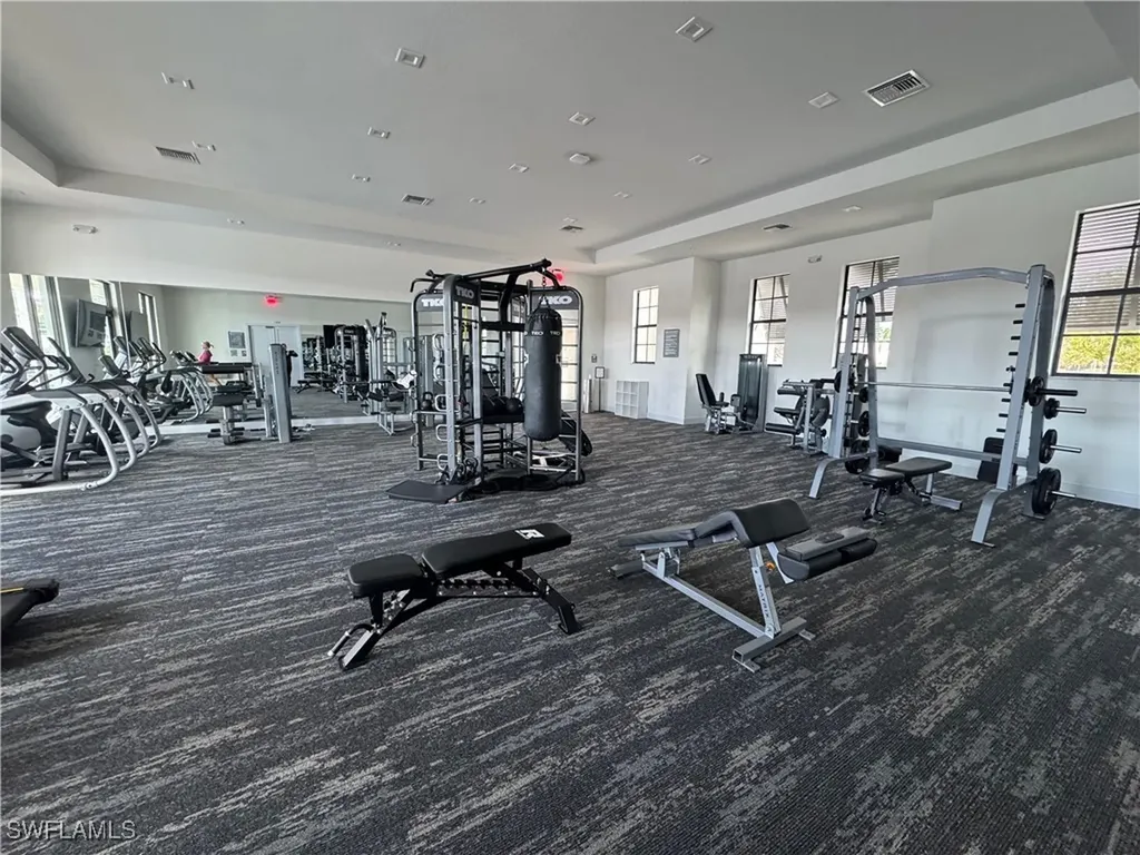 7540 Carnegie Way Naples FL 34119