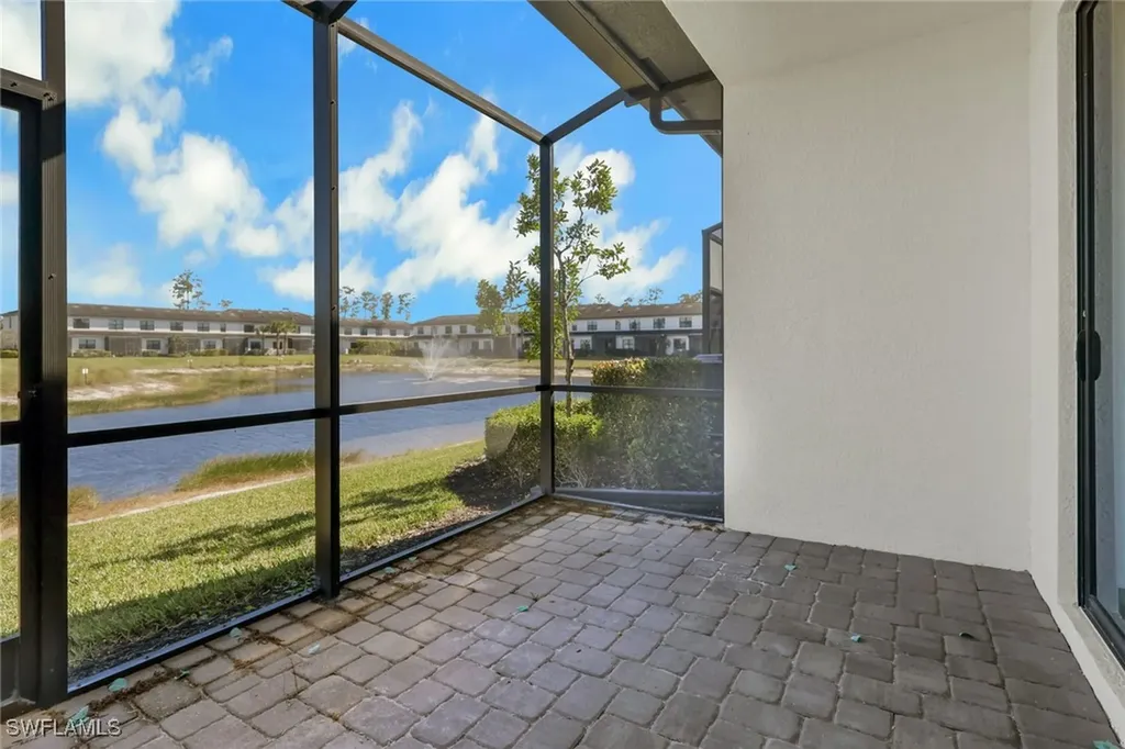 7540 Carnegie Way Naples FL 34119