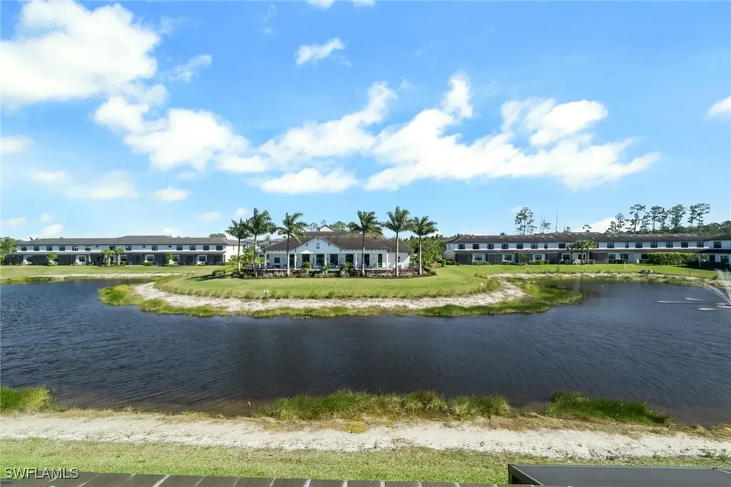 7540 Carnegie Way Naples FL 34119