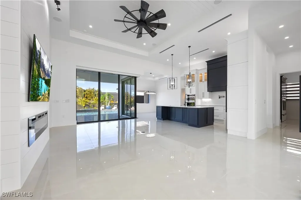 2507 Gleason Parkway Cape Coral FL 33914