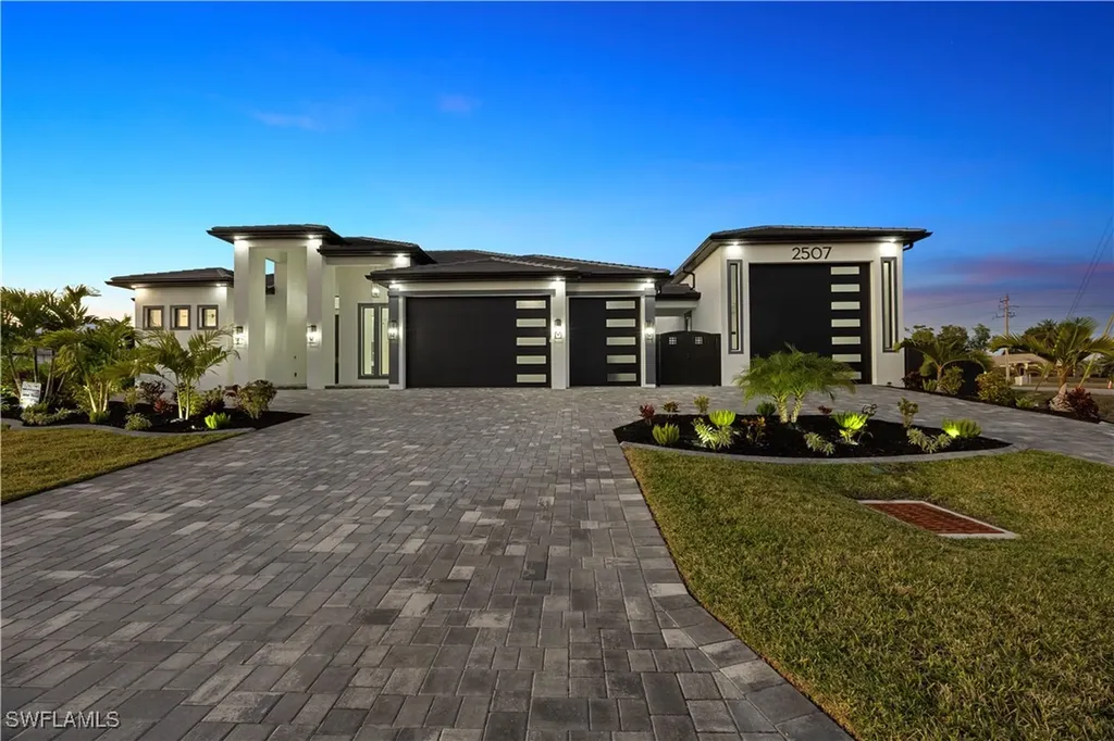 2507 Gleason Parkway Cape Coral FL 33914
