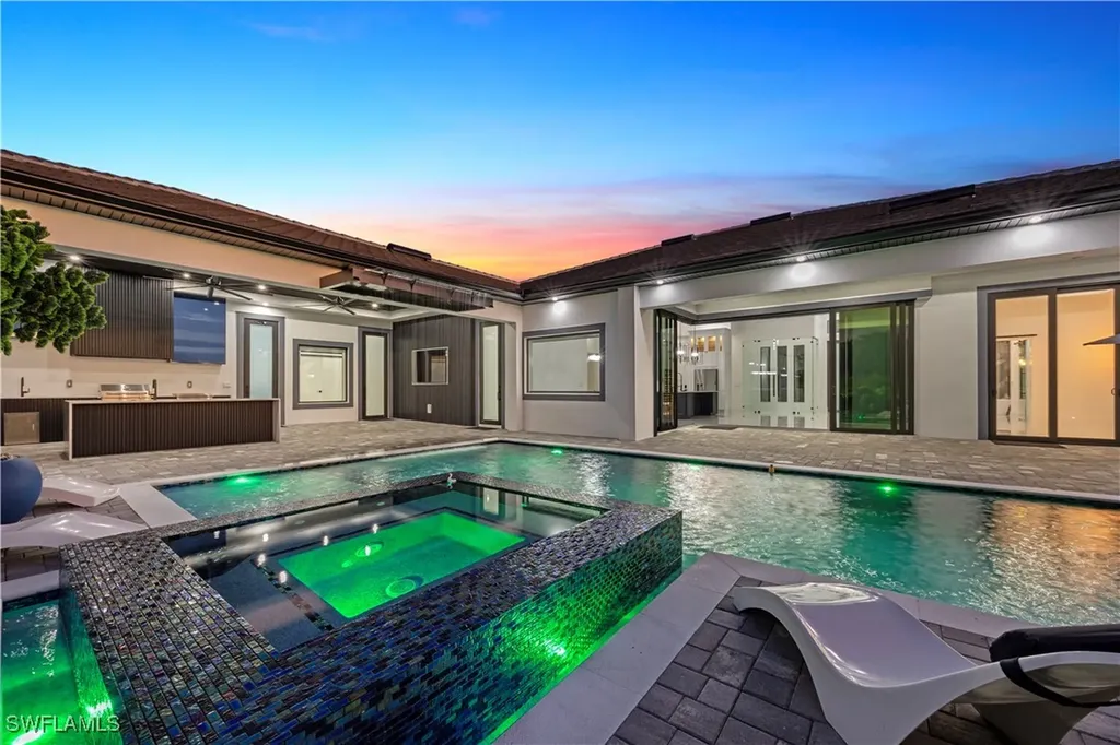 2507 Gleason Parkway Cape Coral FL 33914