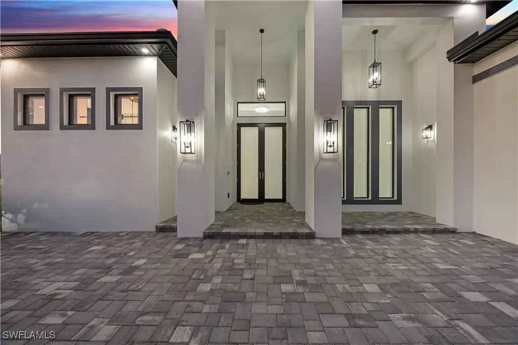 2507 Gleason Parkway Cape Coral FL 33914