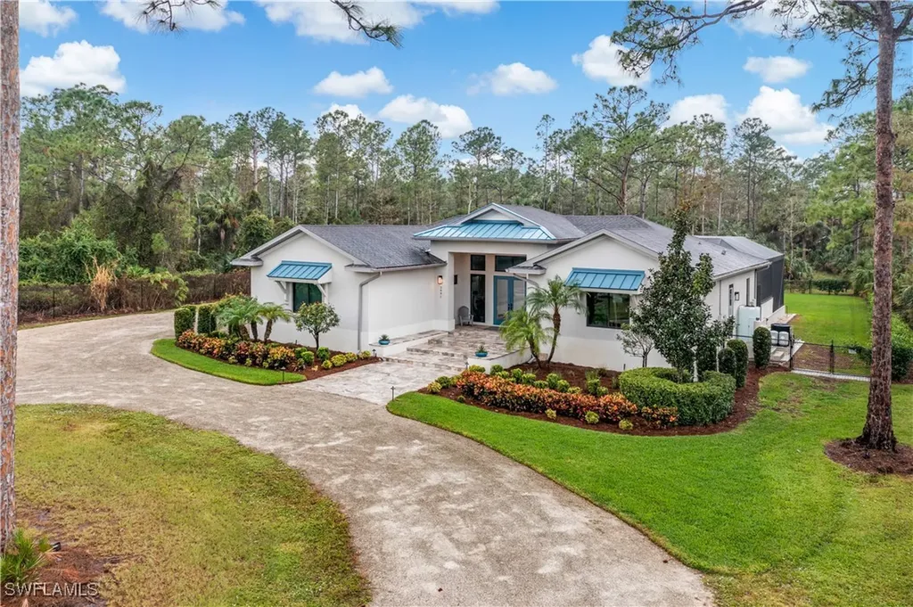 2991 2nd Street NW Naples FL 34120