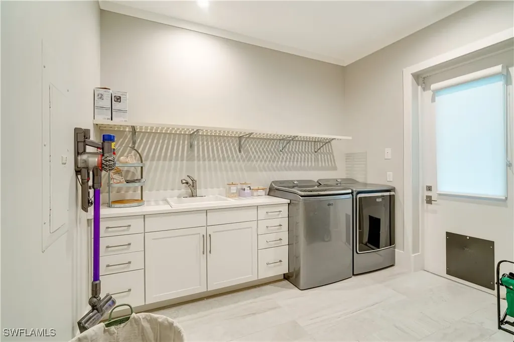 2991 2nd Street NW Naples FL 34120