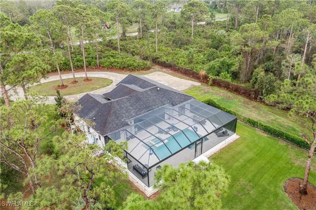 2991 2nd Street NW Naples FL 34120