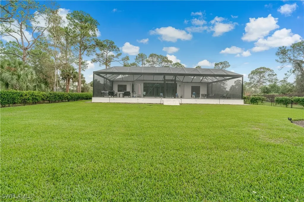 2991 2nd Street NW Naples FL 34120