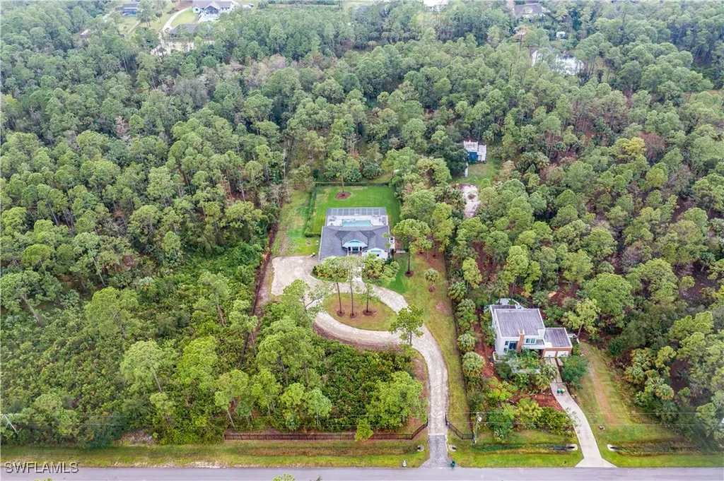 2991 2nd Street NW Naples FL 34120