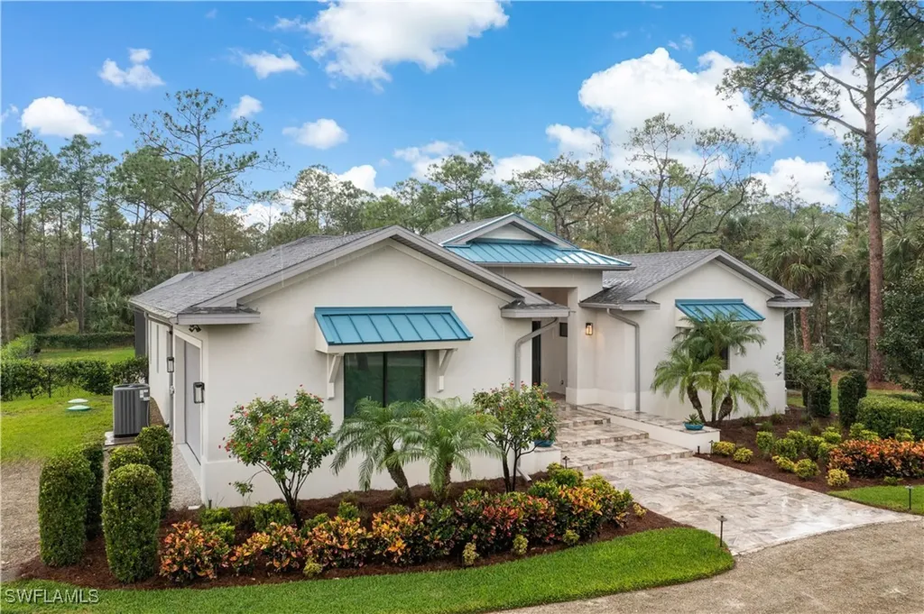2991 2nd Street NW Naples FL 34120