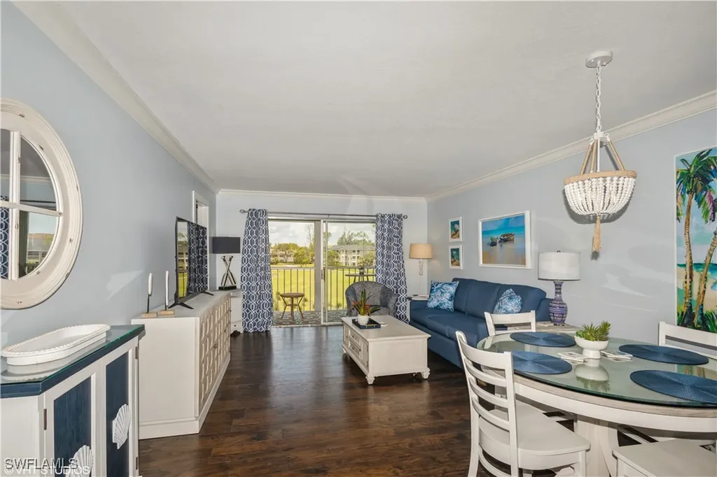 190 Turtle Lake Court Naples FL 34105