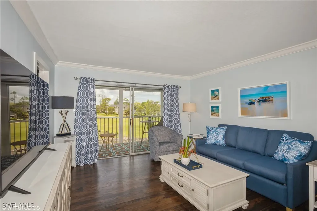 190 Turtle Lake Court Naples FL 34105