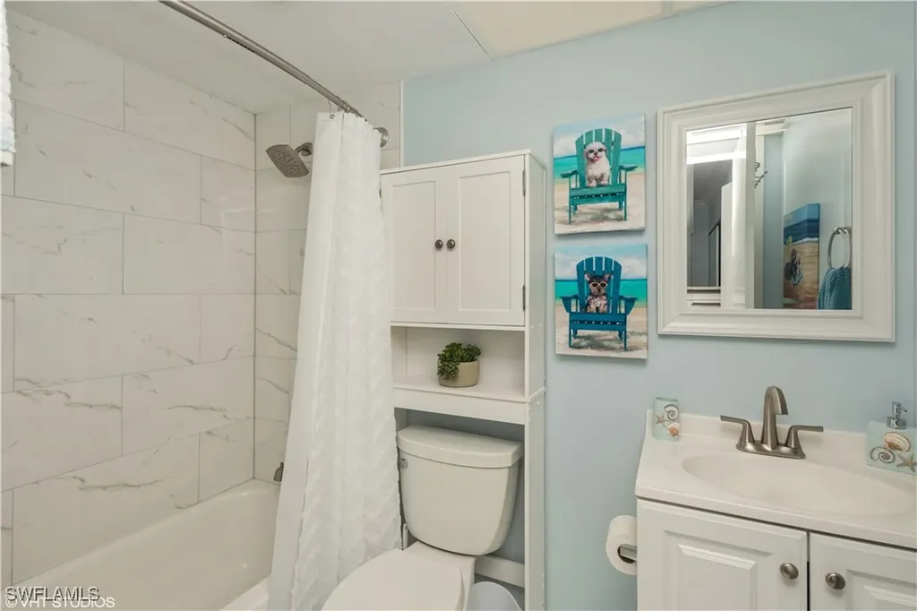 190 Turtle Lake Court Naples FL 34105