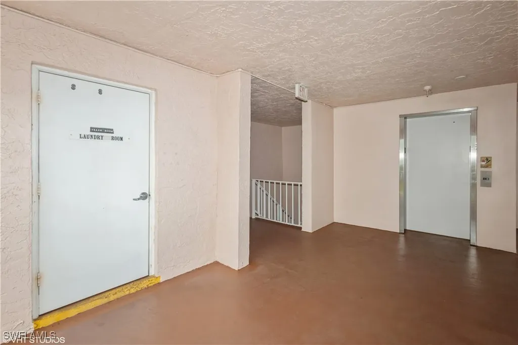 190 Turtle Lake Court Naples FL 34105