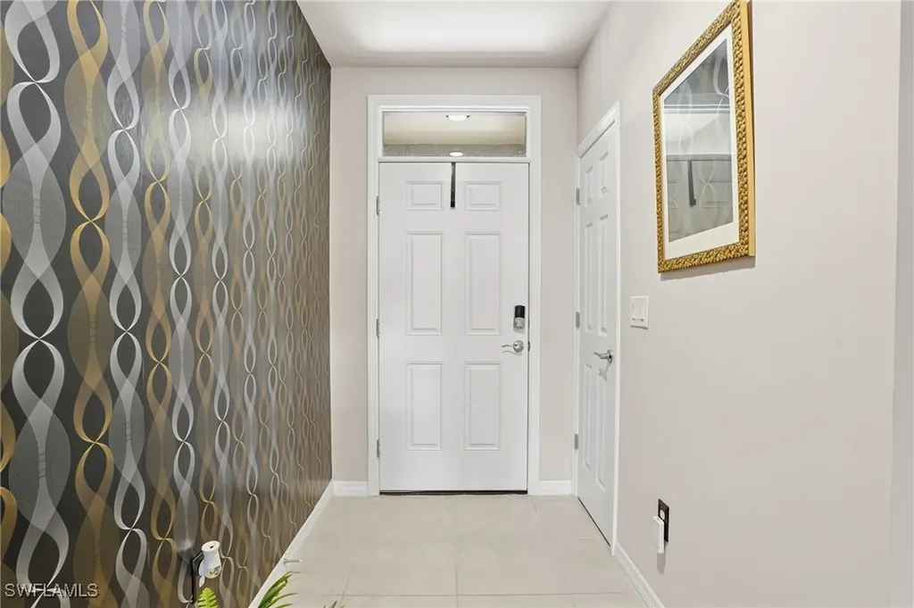 4121 68th Avenue NE Naples FL 34120