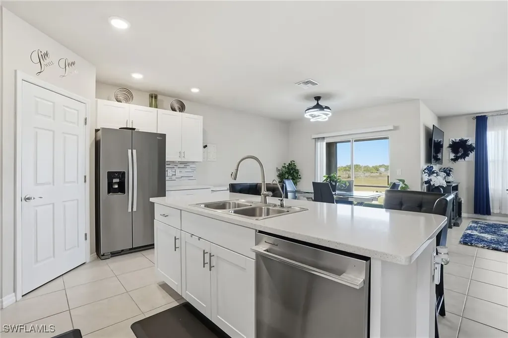 4121 68th Avenue NE Naples FL 34120