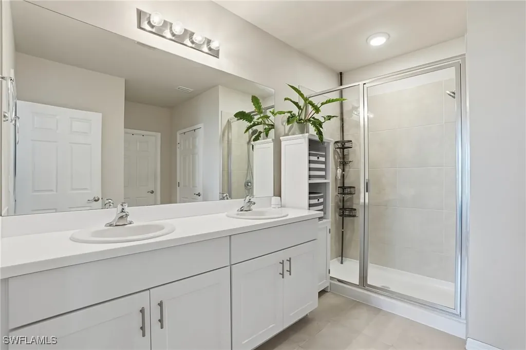 4121 68th Avenue NE Naples FL 34120