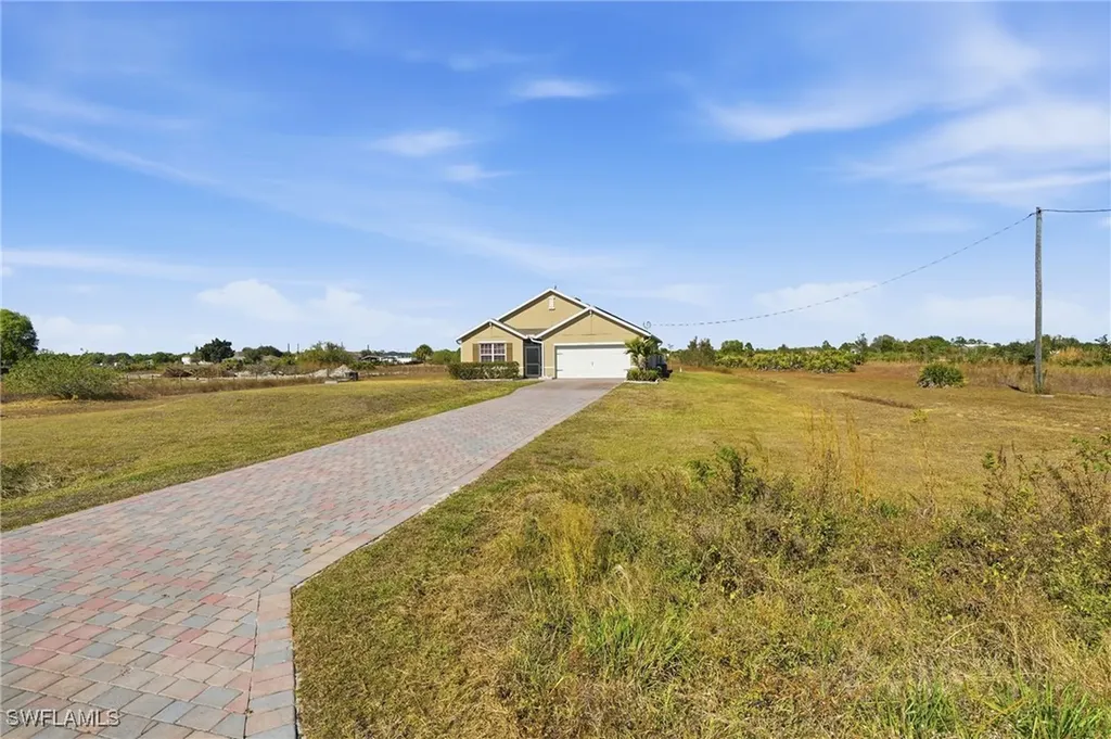 4121 68th Avenue NE Naples FL 34120