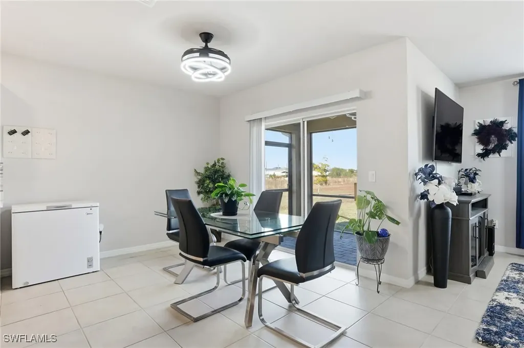 4121 68th Avenue NE Naples FL 34120