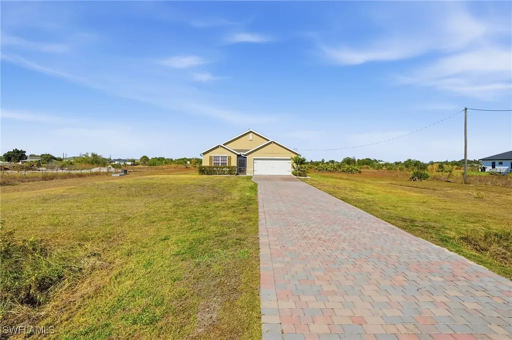 4121 68th Avenue NE Naples FL 34120