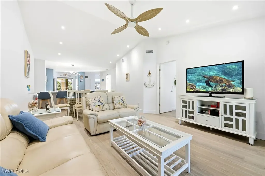 7707 Jewel Lane Naples FL 34109