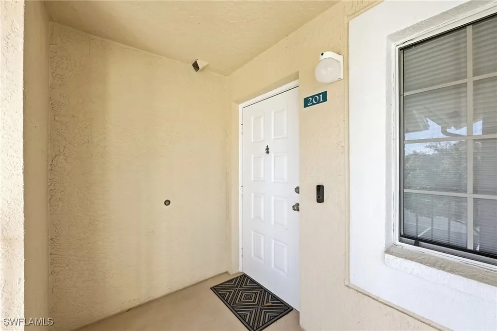 7707 Jewel Lane Naples FL 34109