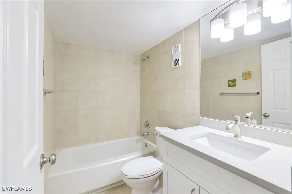 1508 Mainsail Drive Naples FL 34114