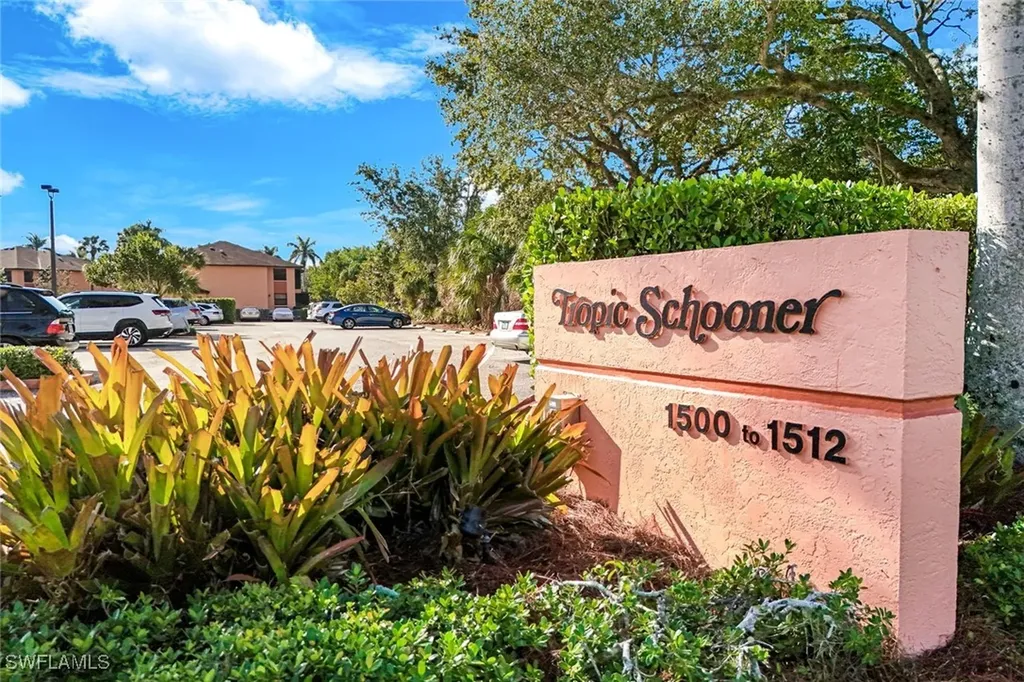 1508 Mainsail Drive Naples FL 34114