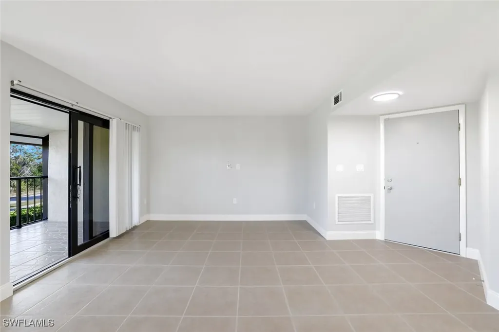 1508 Mainsail Drive Naples FL 34114