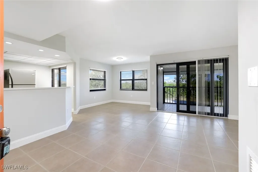 1508 Mainsail Drive Naples FL 34114