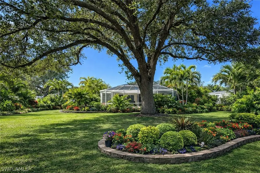 296 Riverwood Road Naples FL 34114