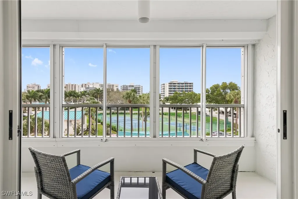 21 Bluebill Avenue Naples FL 34108
