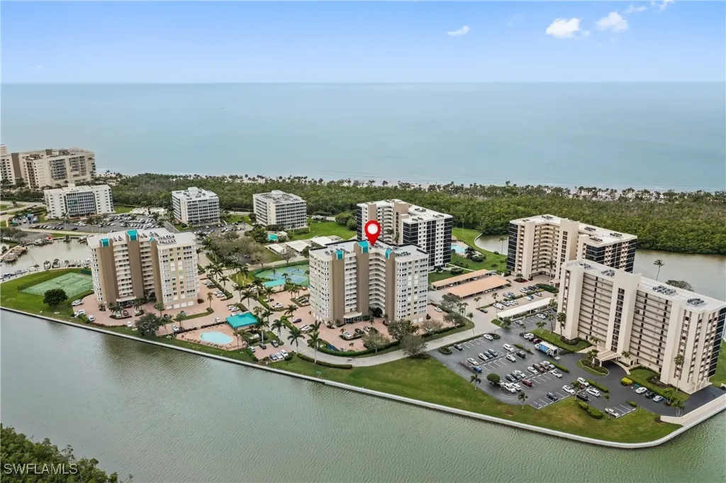21 Bluebill Avenue Naples FL 34108
