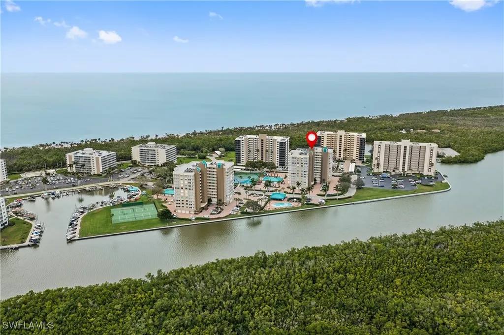 21 Bluebill Avenue Naples FL 34108