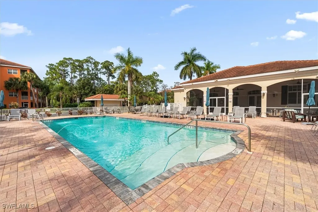 4520 Botanical Place Circle Naples FL 34112