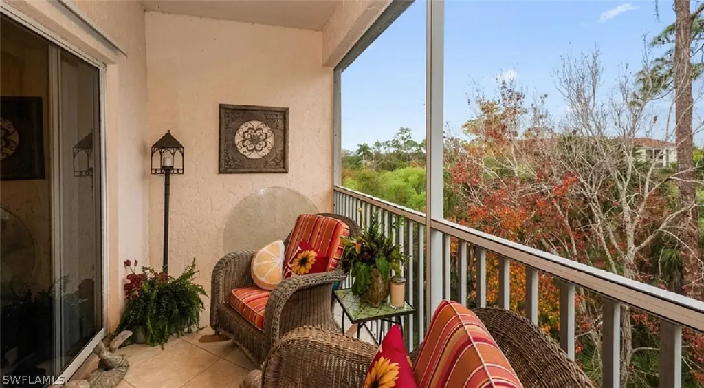 4520 Botanical Place Circle Naples FL 34112