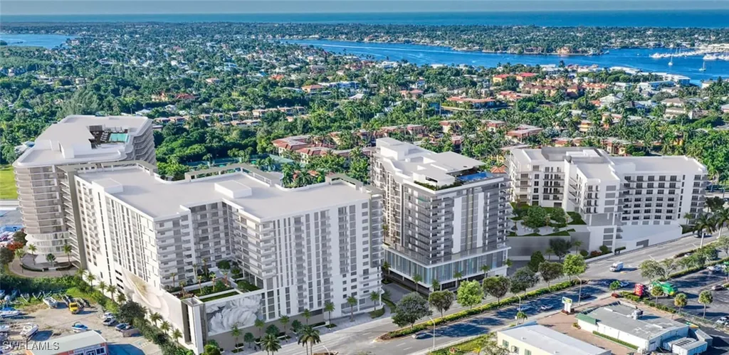 1925 Metropolitan Boulevard Naples FL 34104