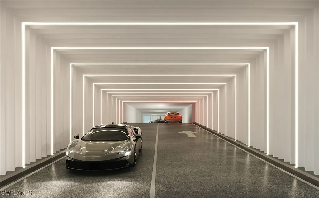 1925 Metropolitan Boulevard Naples FL 34104