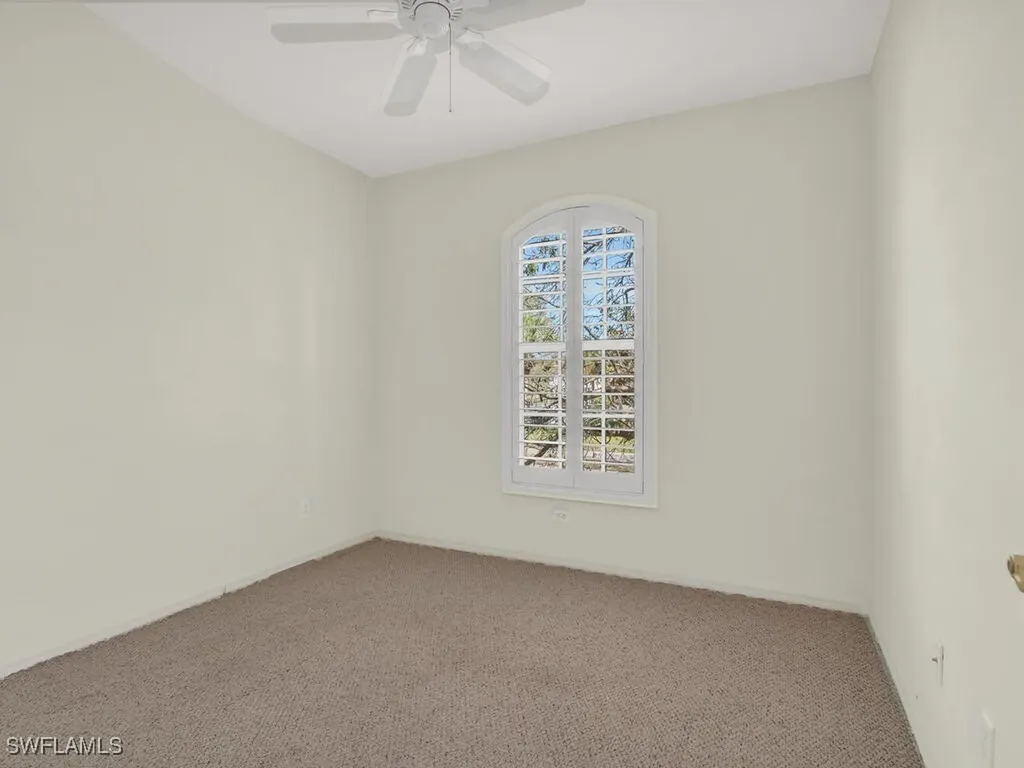 254 Newport Drive Naples FL 34114