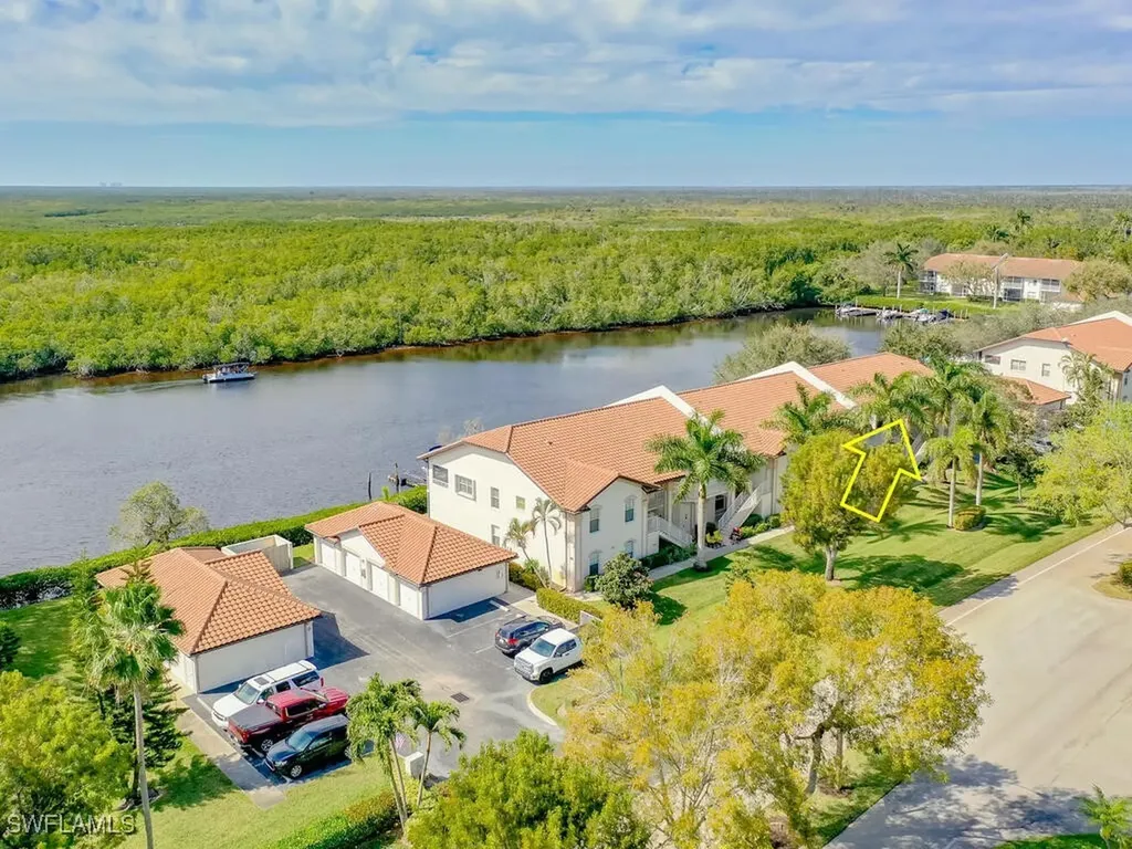 254 Newport Drive Naples FL 34114