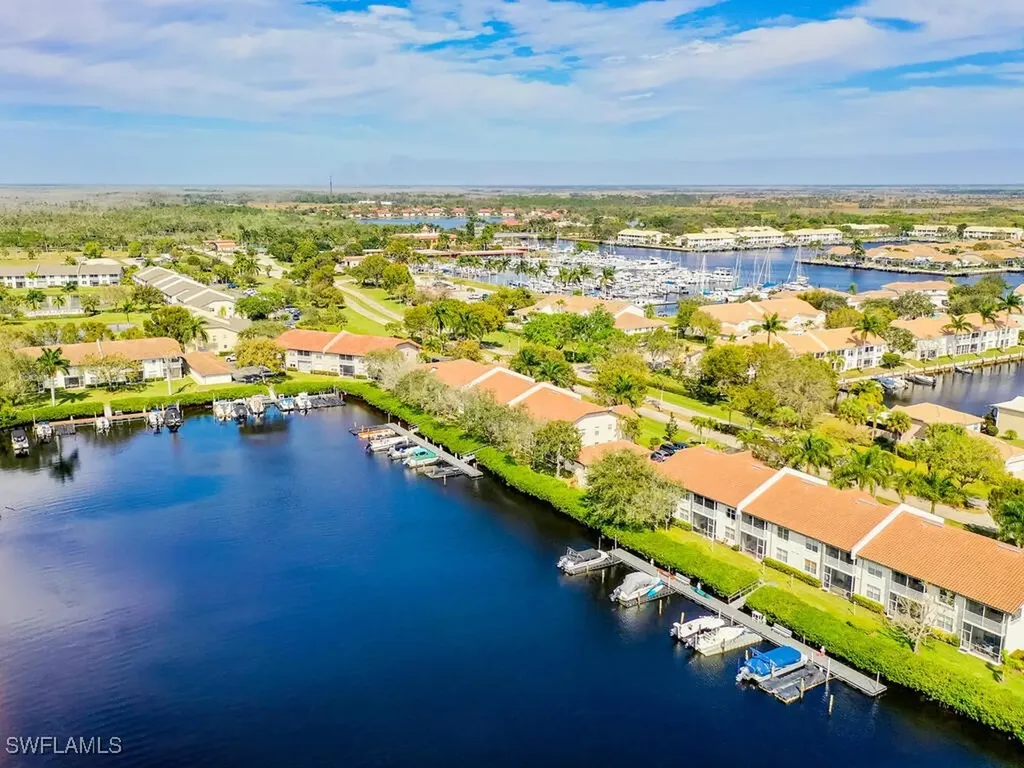 254 Newport Drive Naples FL 34114